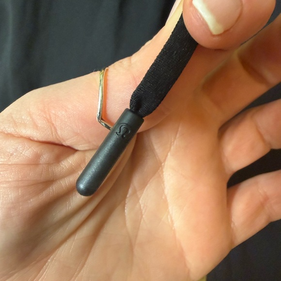 Lululemon Women’s Keep Moving High Rise Jogger Athletic Black Pants Size 4 - Picture 8 of 8